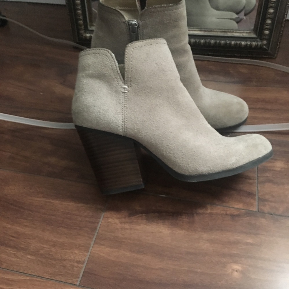 Booties - Picture 5 of 5